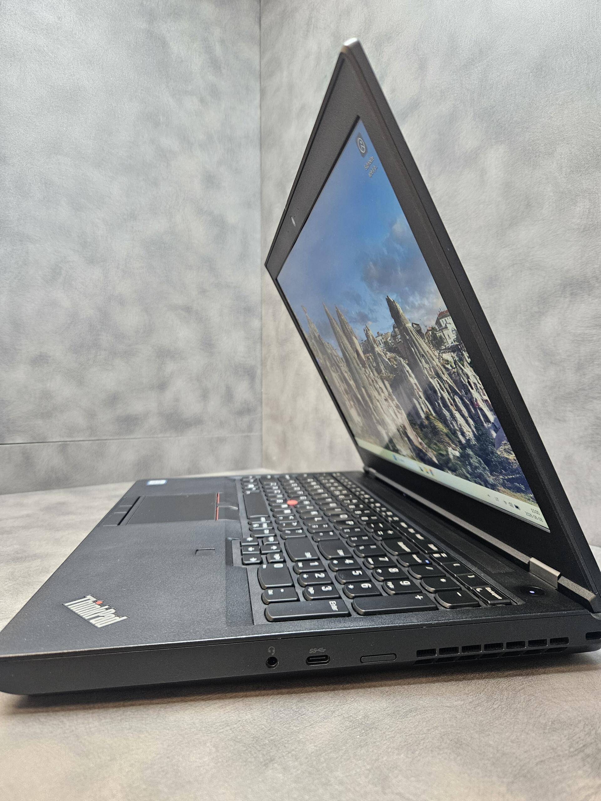 Lenovo ThinkPad P53 | 15.6'' FHD IPS | i7-9750H | 32GB | SSD 512 GB - Image 4