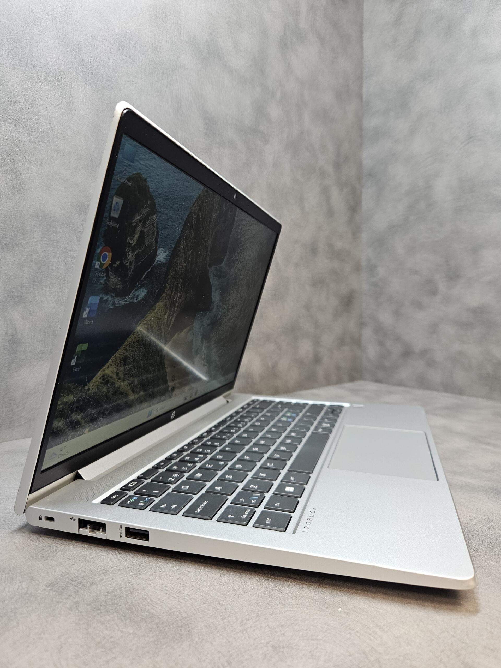 HP ProBook 440 G8 | 14" FHD IPS | i3-1115G4 | 8GB | SSD 256 GB - Image 3