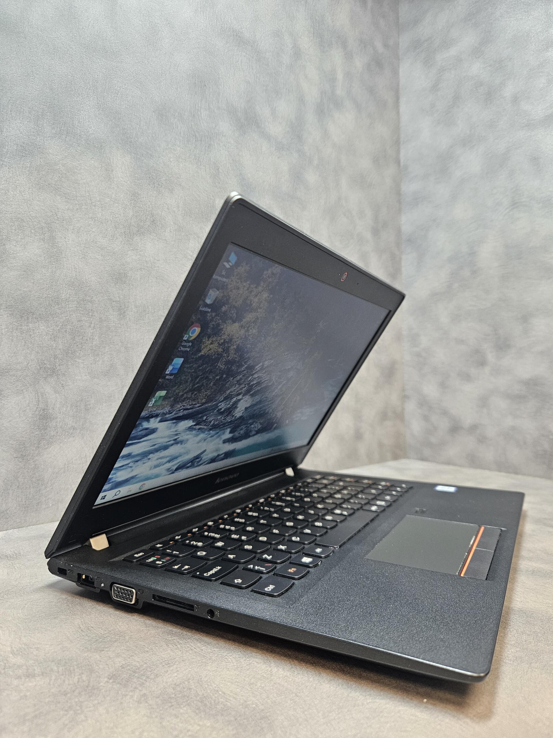 Lenovo E31-80 | 13.3" HD | i3-6006U | 8GB | SSD 128 GB - Image 3