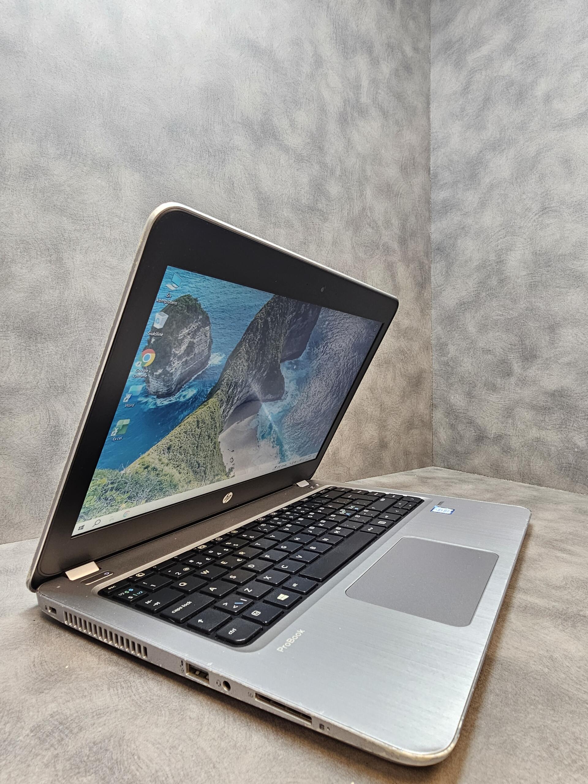 HP ProBook 430 G4 | 13.3" HD | i3-7100U | 8GB | SSD 128 GB - Image 3