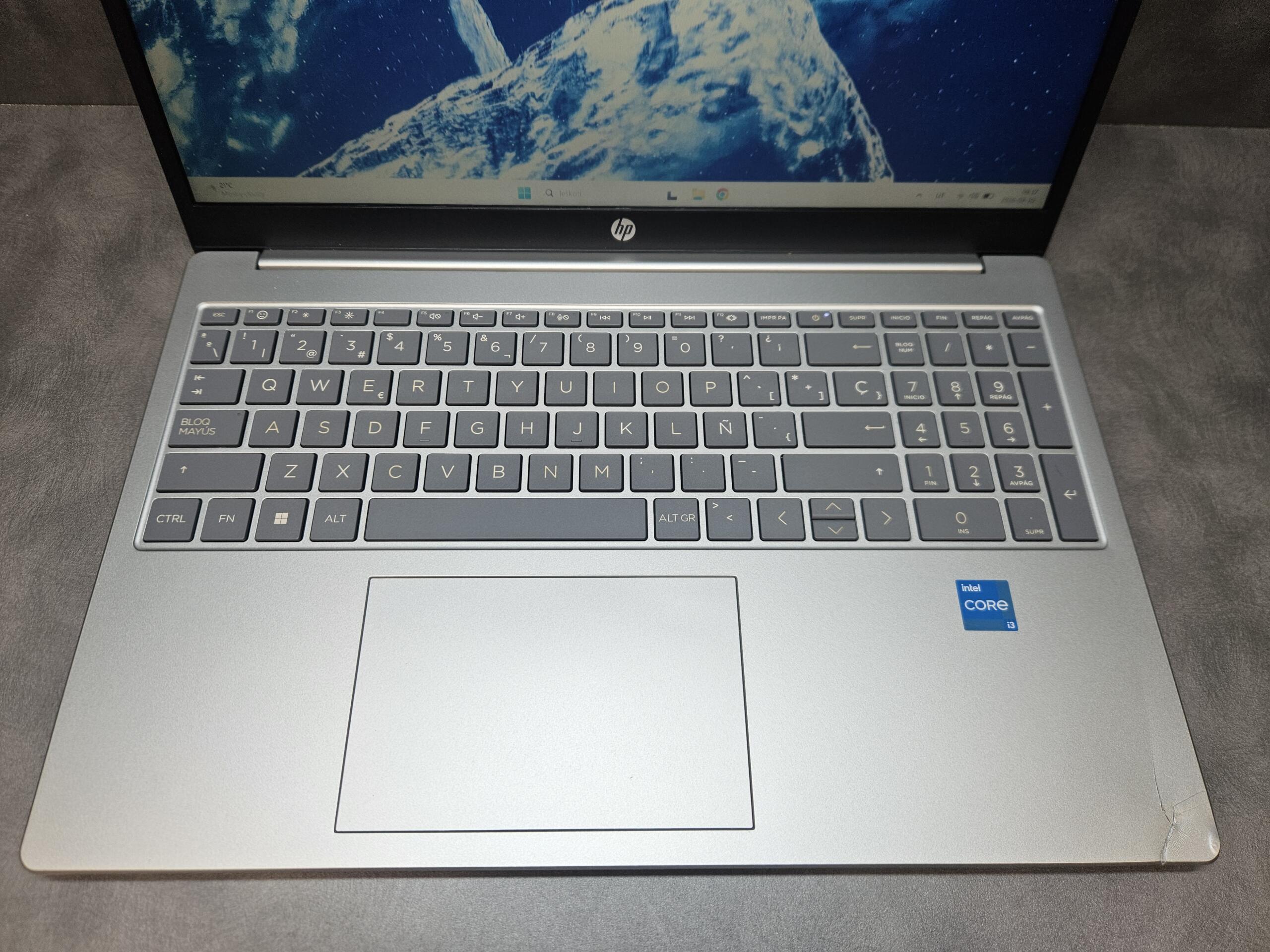 HP 15-FD0002NS | 15.6" FHD | i3-N305 | 8GB | SSD 512 GB - Image 2