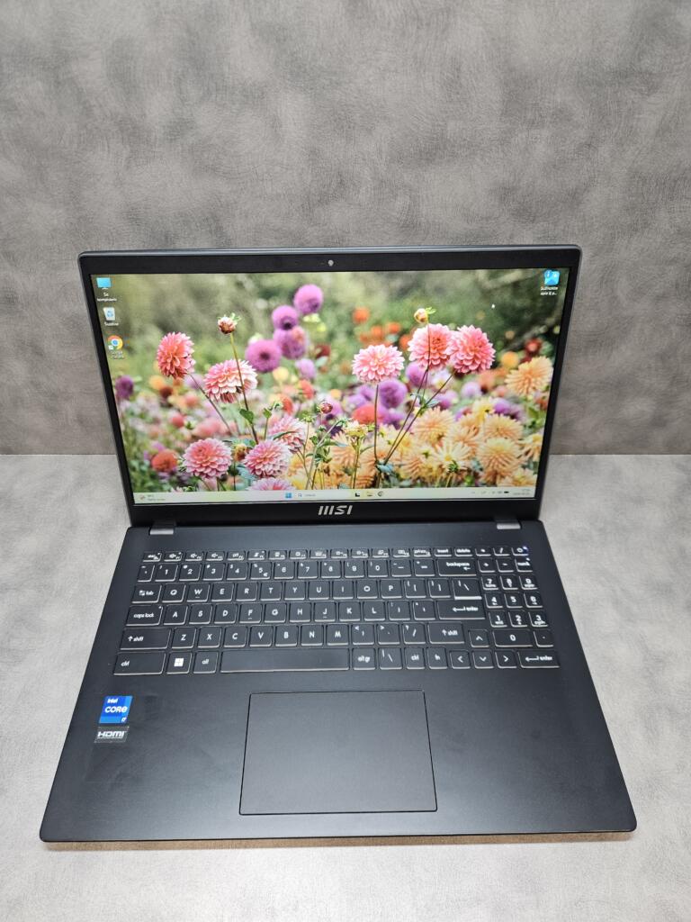 MSI MS-15H1 | 15.6" FHD | i7-1255U | 16GB | SSD 512 GB