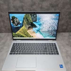 Dell Latitude 5520 | 15.6" FHD | i5-1145G7 | 16GB | SSD 256 GB