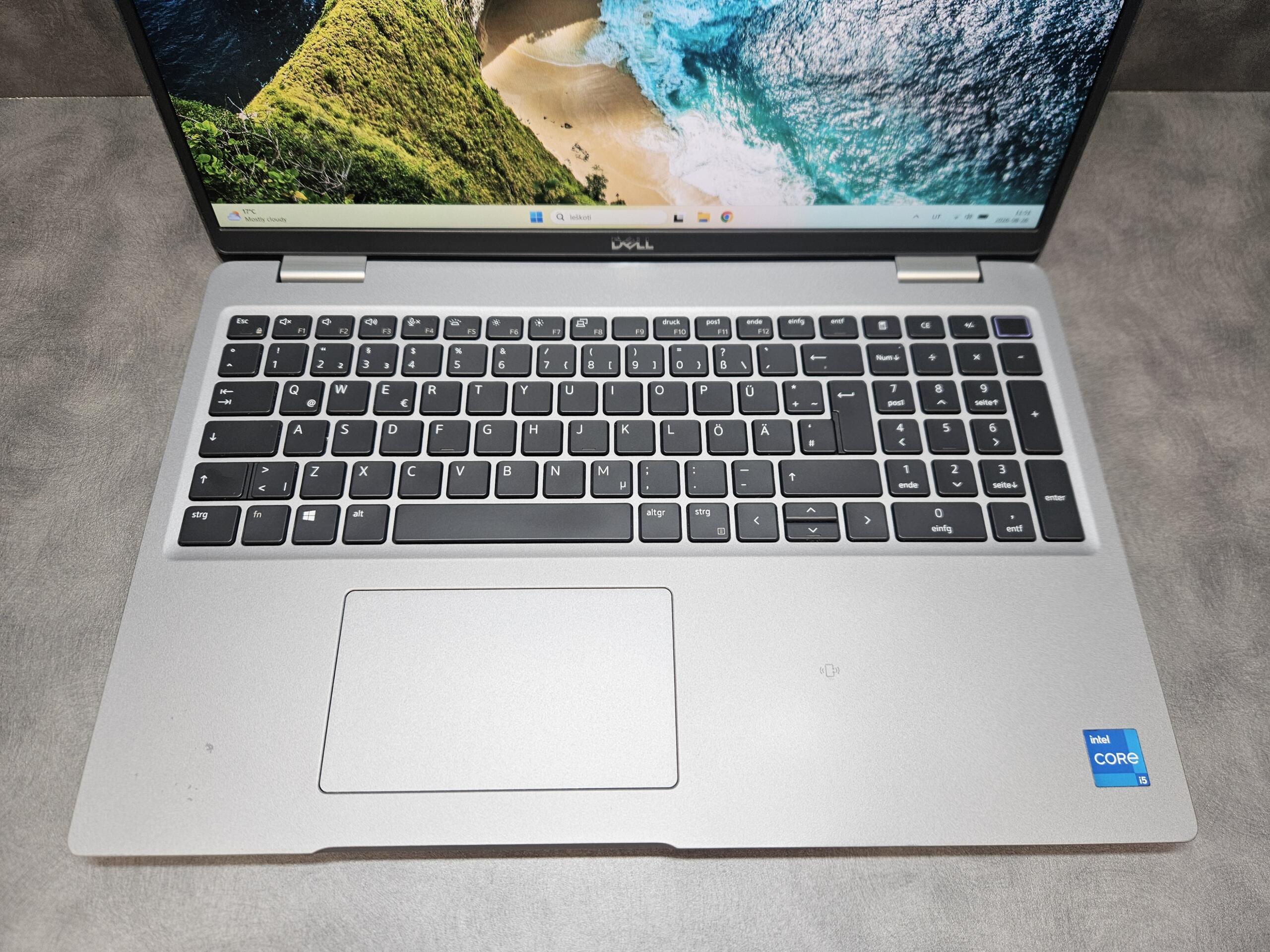 Dell Latitude 5520 | 15.6" FHD | i5-1145G7 | 16GB | SSD 256 GB - Image 2