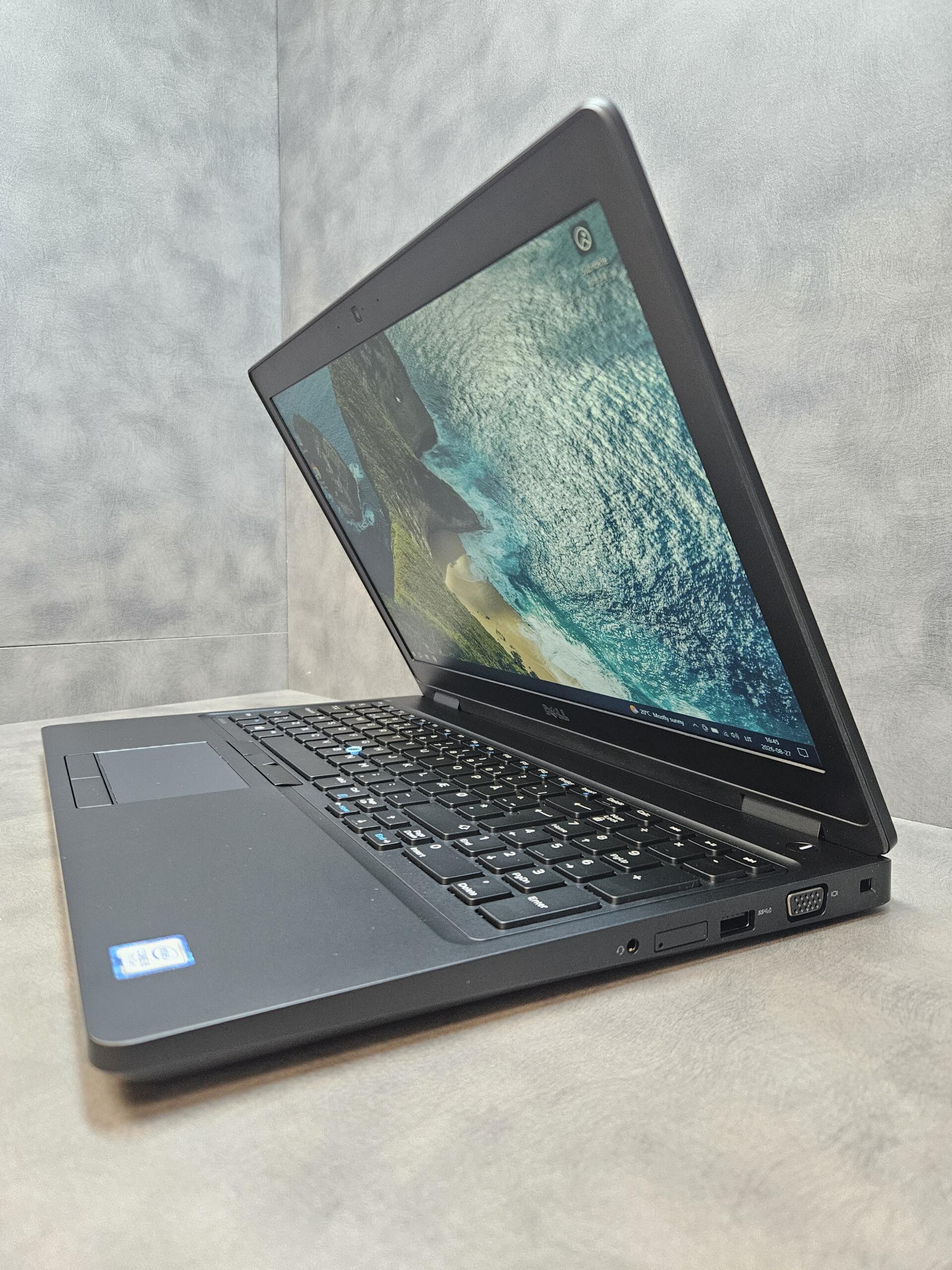 Dell Latitude 5580 | 15.6" FHD | i5-7200U | 8GB | SSD 256 GB - Image 4