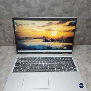 Dell Latitude 5530 | 15.6" FHD IPS | i7-1270P | 16GB | SSD 512 GB