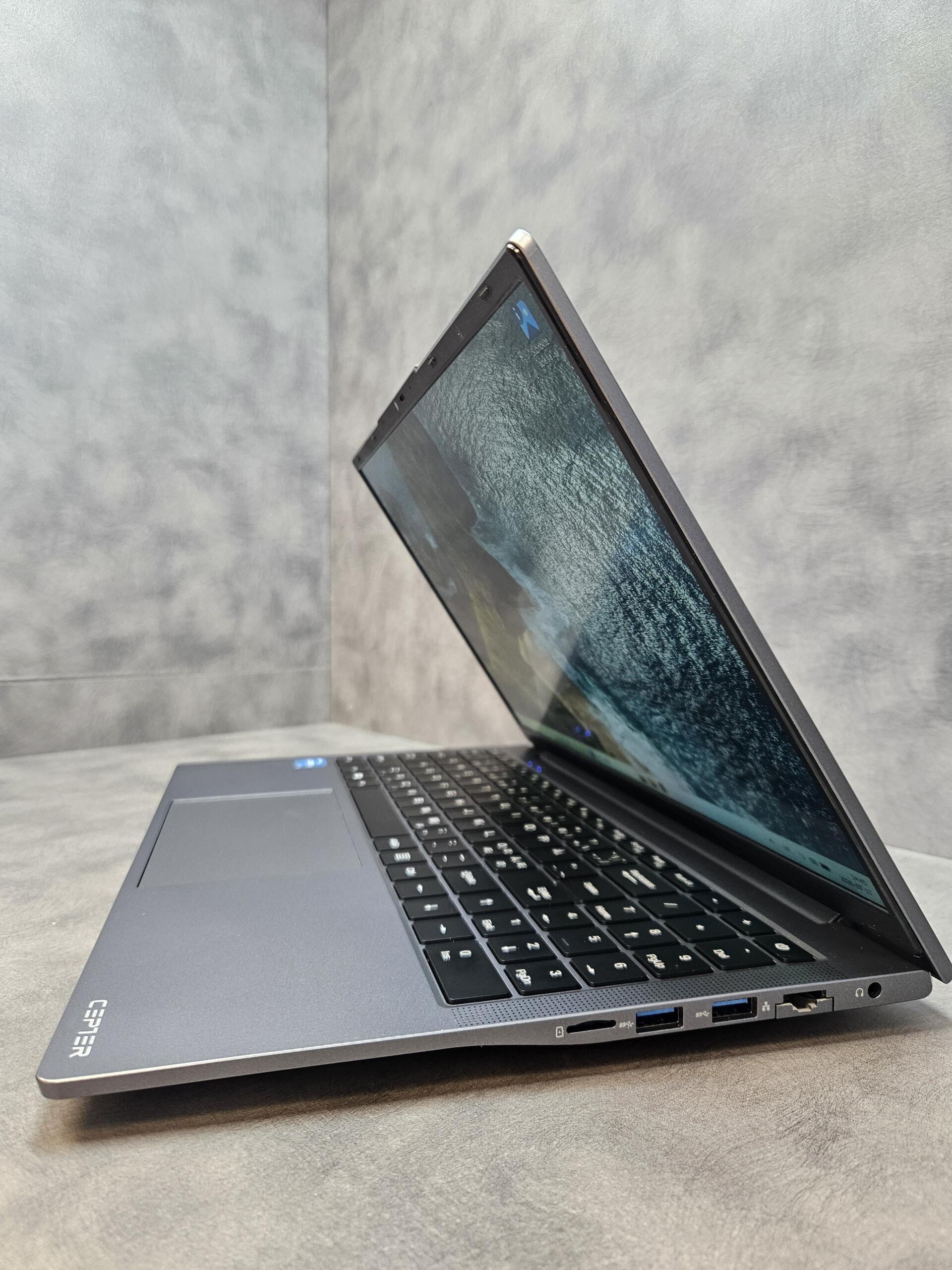 CEPTER CEIONI3 | 15.6" FHD | i3-10110U | 8GB | SSD 256 GB - Image 4