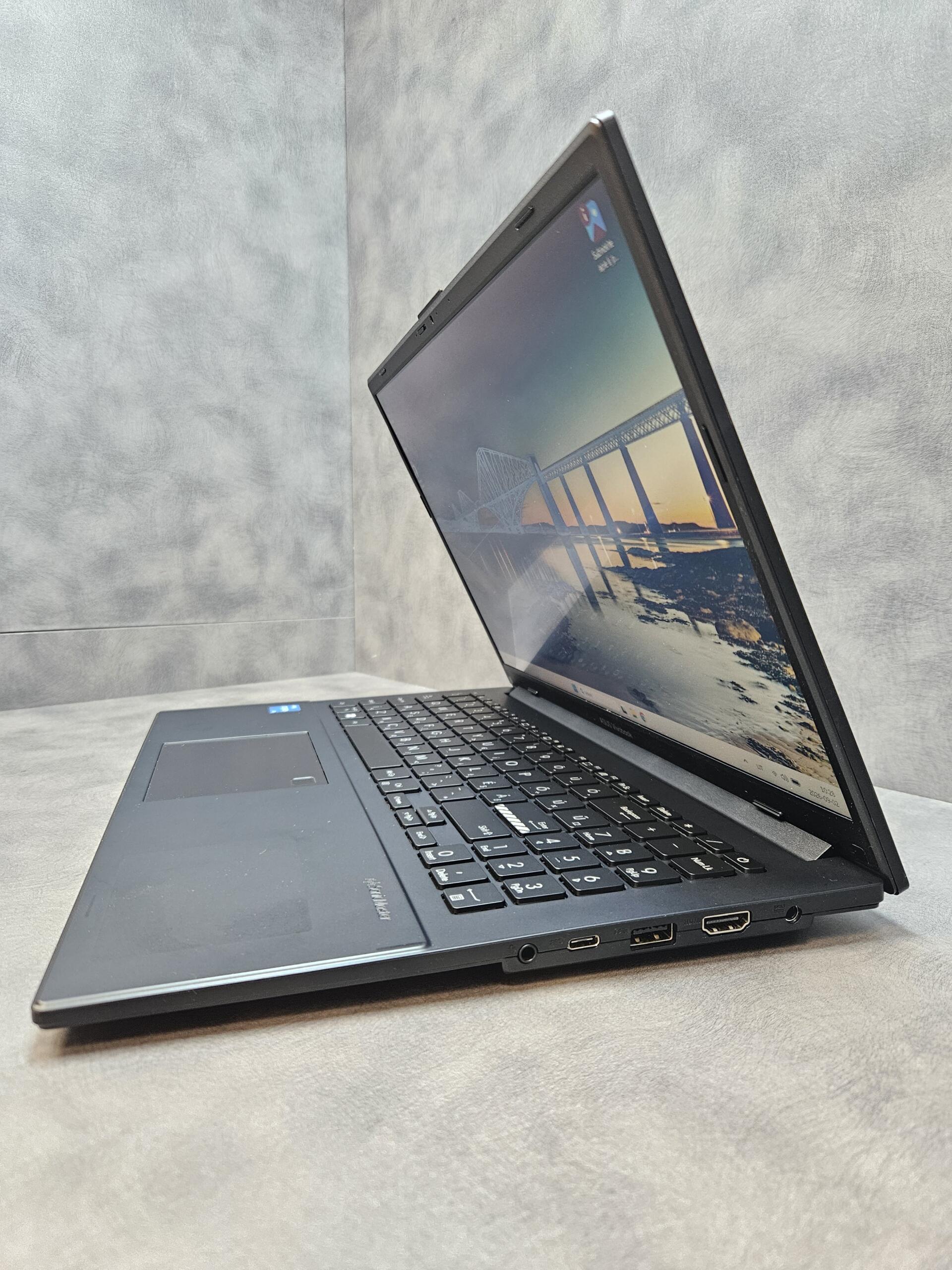 Asus Vivobook Go 15 E1504G | 15.6" FHD | i3-N305 | 8GB | SSD 256 GB - Image 4