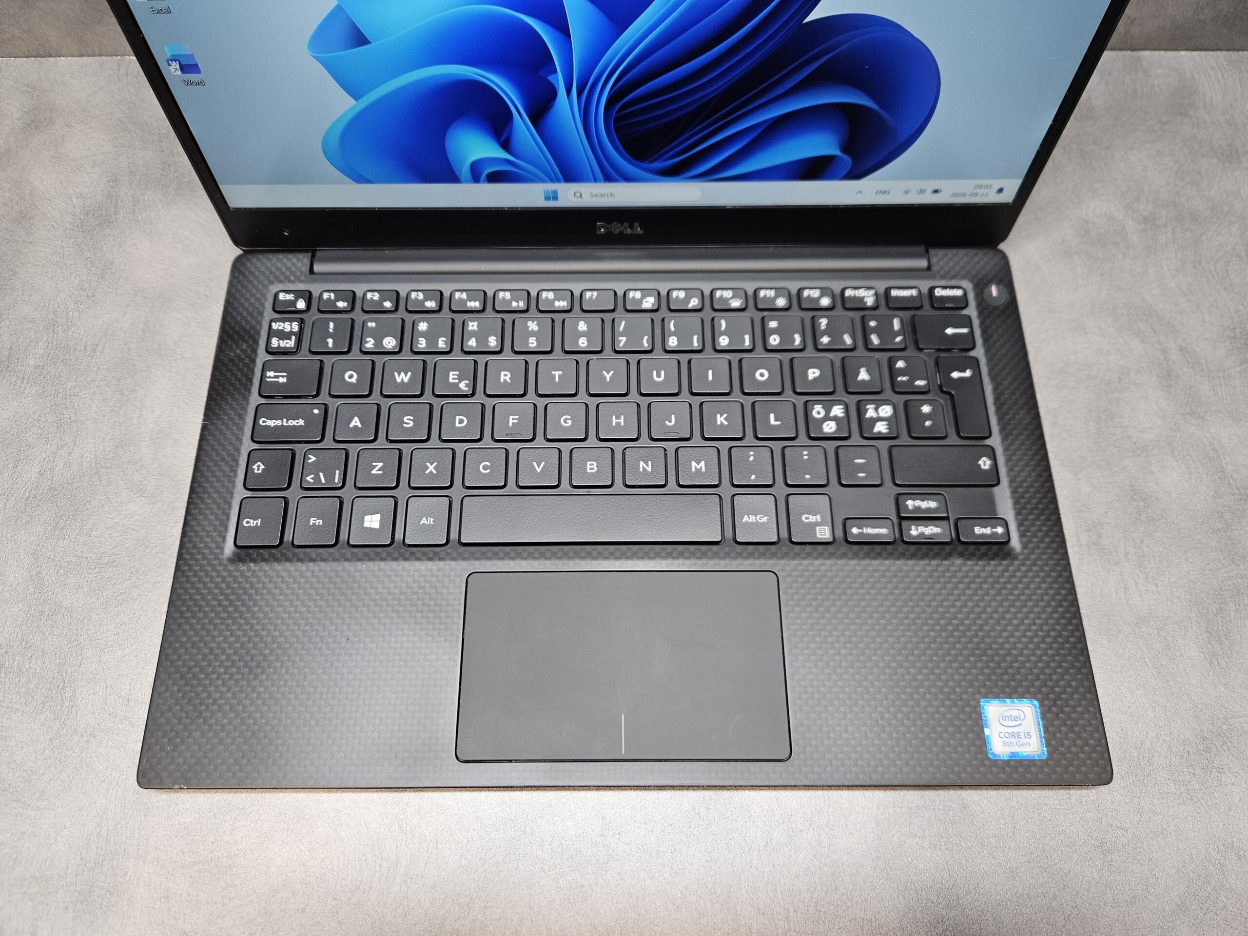 Dell XPS 13 9360 | 13.3" FHD IPS | i5-8250U | 8GB | SSD 128 GB - Image 2