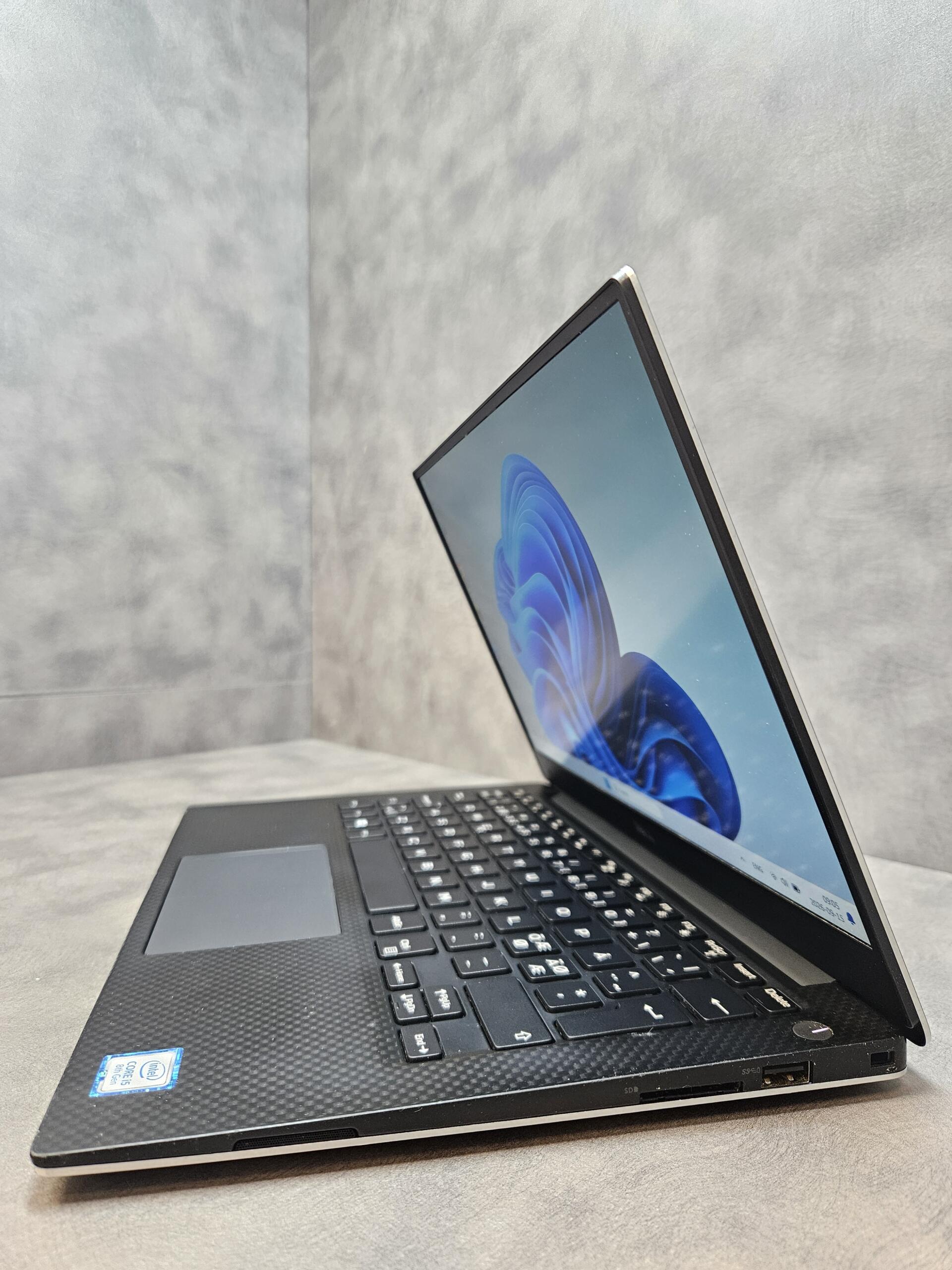 Dell XPS 13 9360 | 13.3" FHD IPS | i5-8250U | 8GB | SSD 128 GB - Image 4