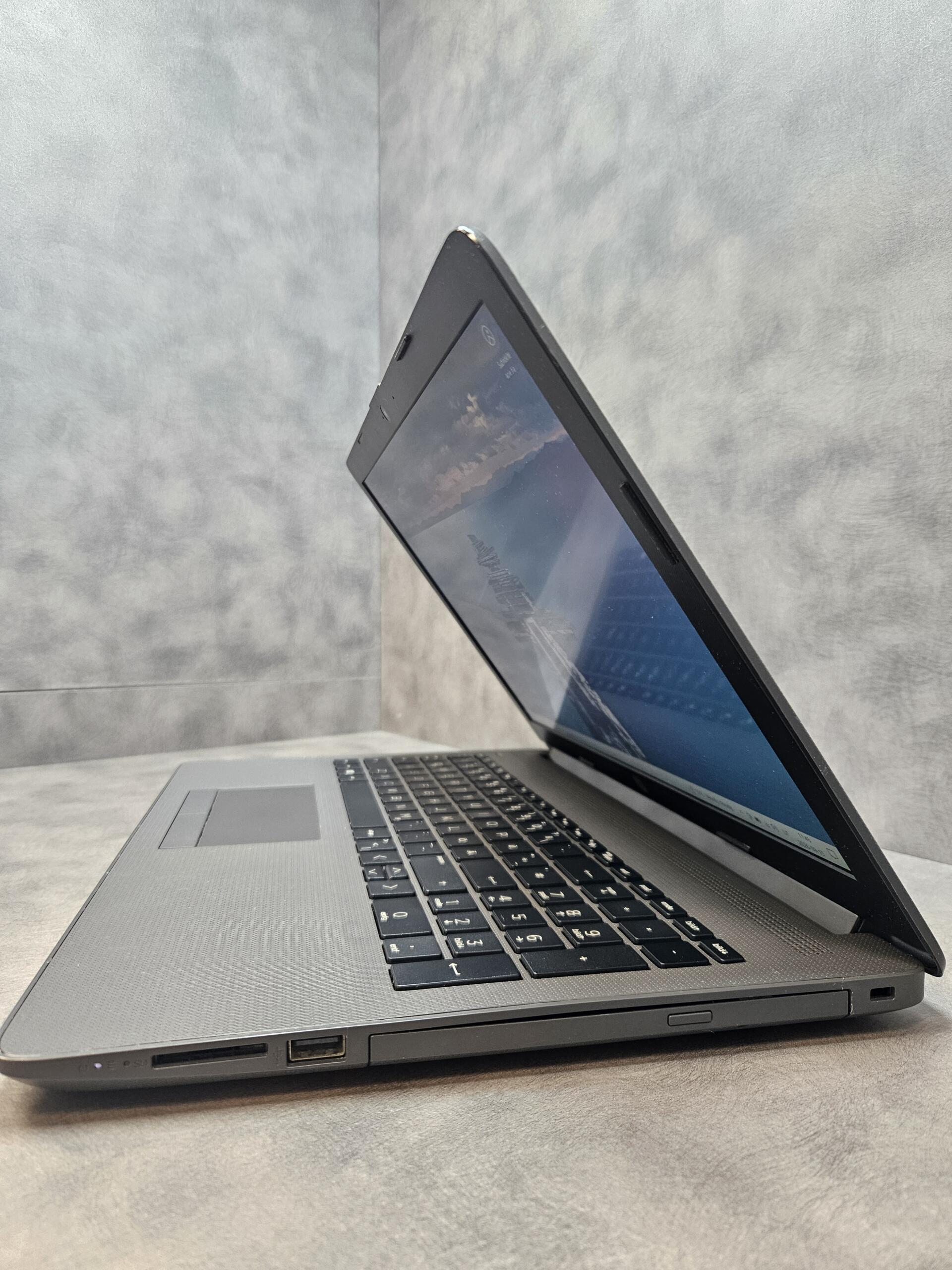HP 255 G7 | 15.6" FHD | A6-9225 | 8GB | SSD 128 GB - Image 4