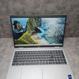 Dell Latitude 5530 | 15.6" FHD IPS | i5-1245U | 16GB | SSD 256 GB