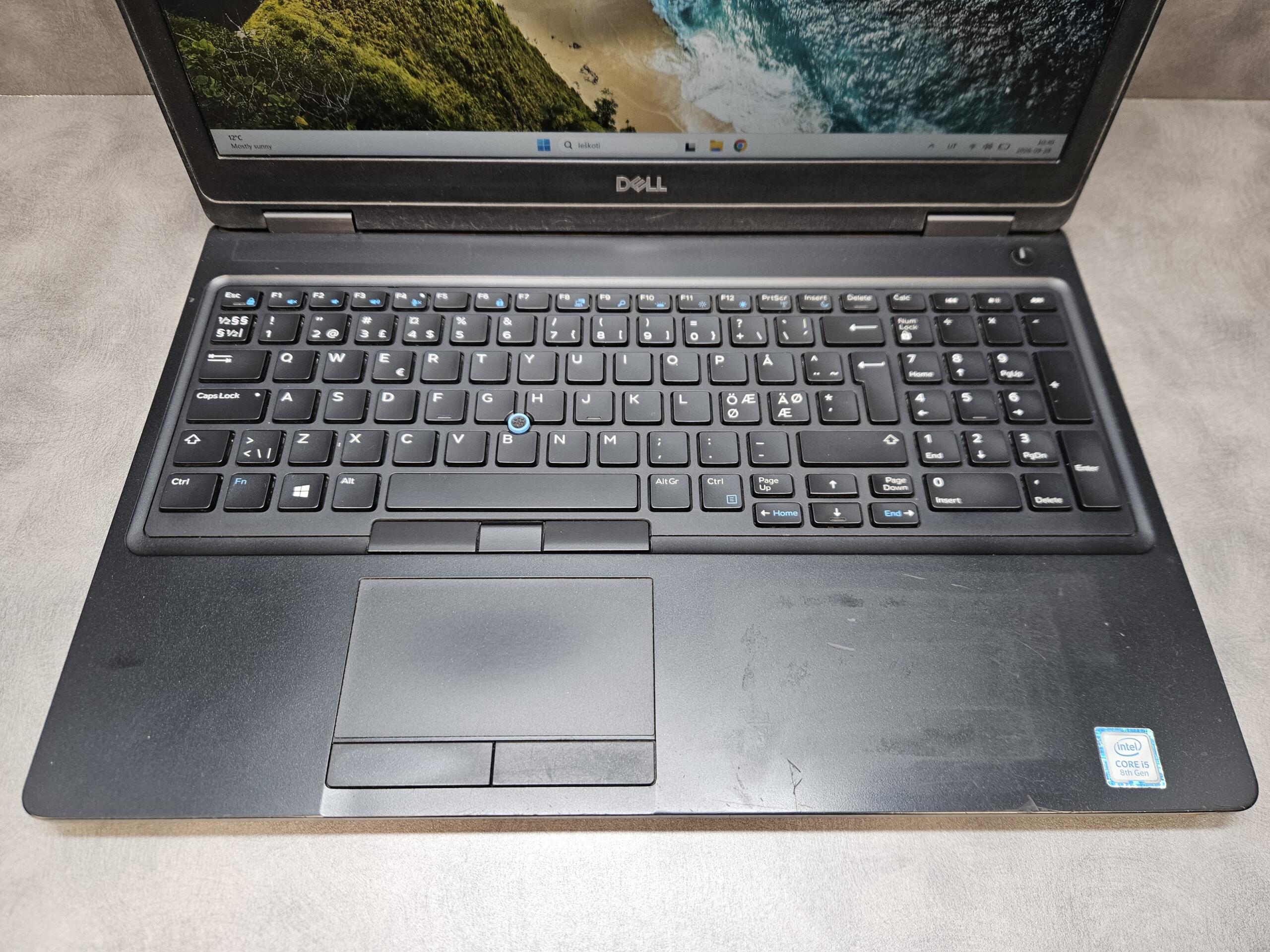 Dell Latitude 5590 | 15.6" FHD | i5-8250U | 8GB | SSD 256 GB - Image 2