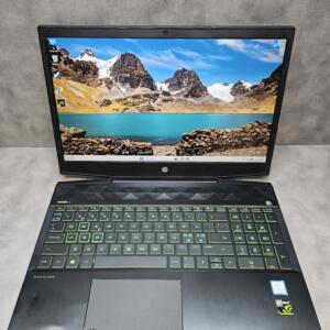 HP Pavilion | 15.6" FHD 60Hz | i7-8750H | 16GB | SSD 512 GB | GTX 1060 Max-Q 3 GB