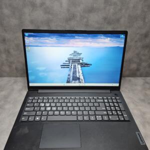 Lenovo V15 | 15.6" FHD | Ryzen 5 7520U | 8GB | SSD 256 GB