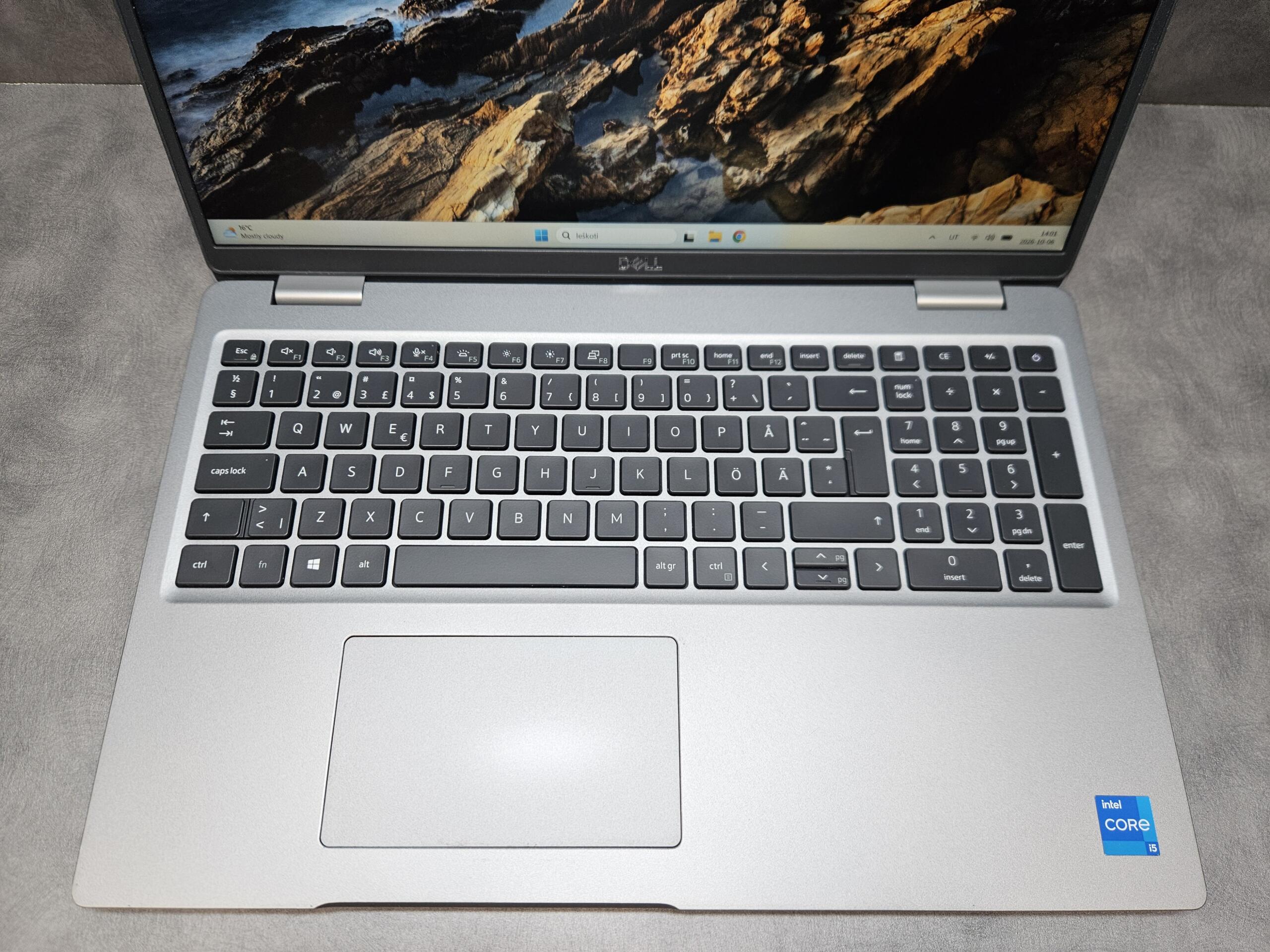 Dell Latitude 5520 | 15.6" FHD IPS | i5-1145G7 | 16GB | SSD 256 GB - Image 2