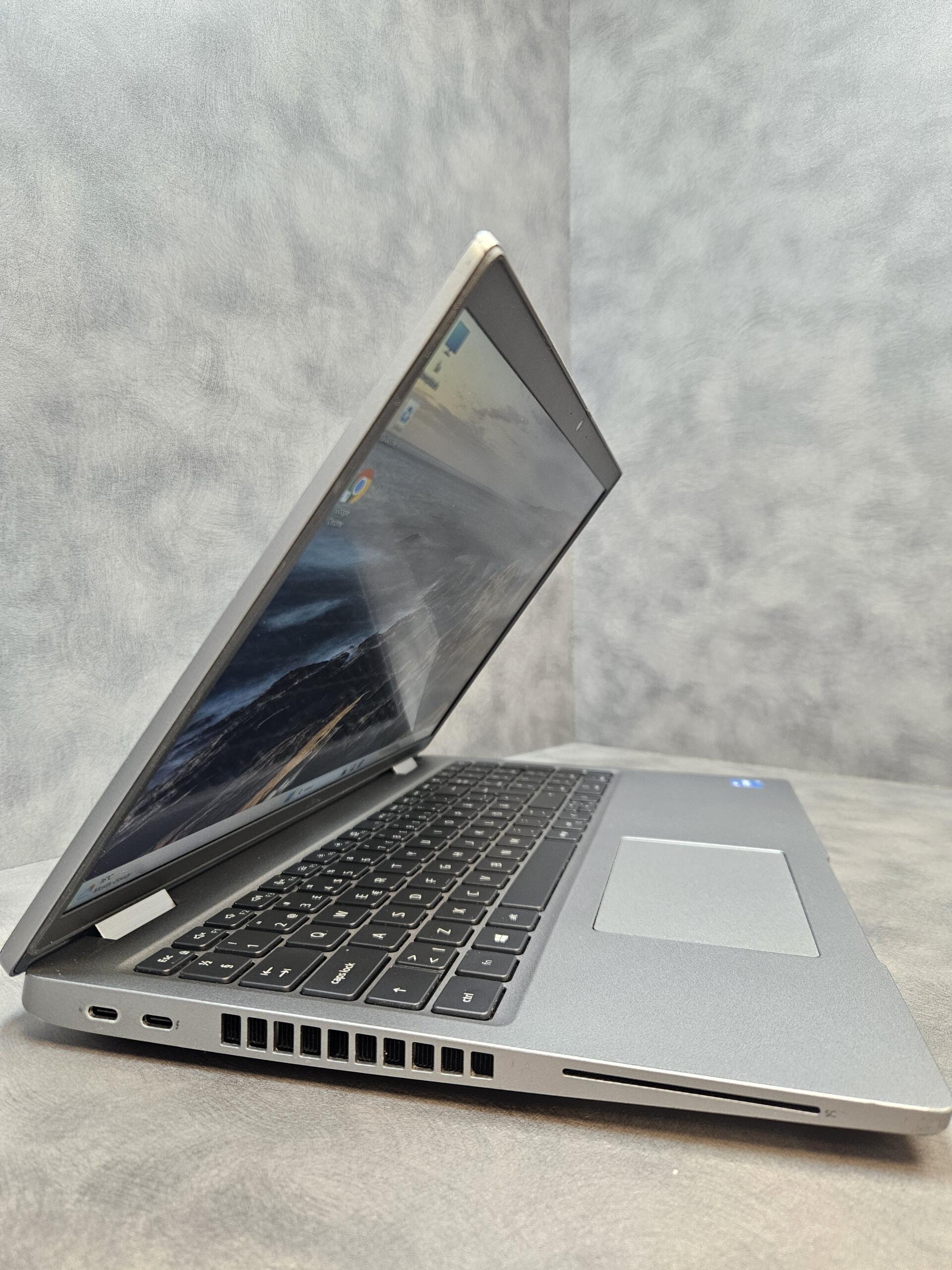 Dell Latitude 5520 | 15.6" FHD IPS | i5-1145G7 | 16GB | SSD 256 GB - Image 4