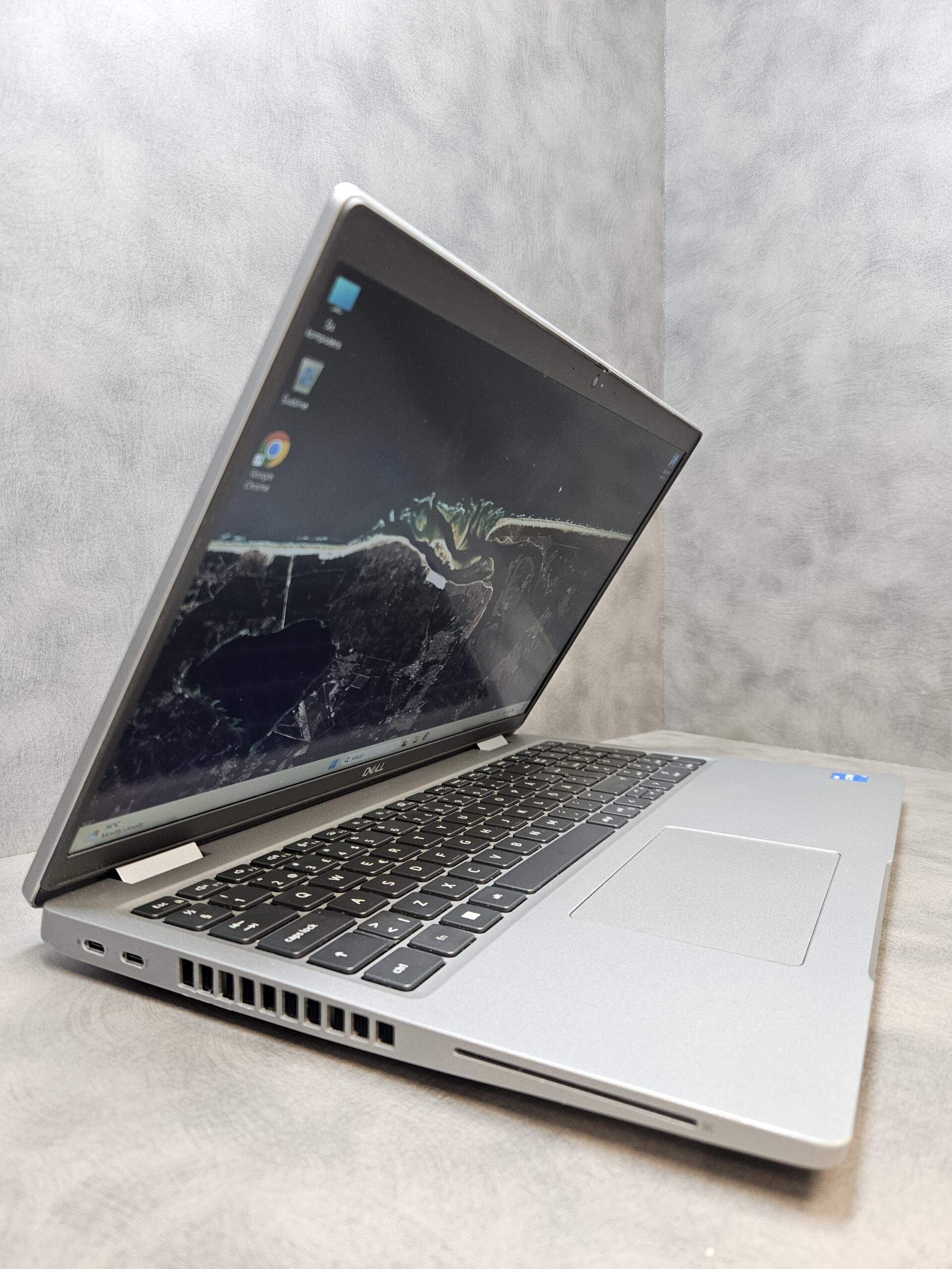 Dell Latitude 5520 | 15.6" FHD IPS | i5-1145G7 | 16GB | SSD 256 GB - Image 3