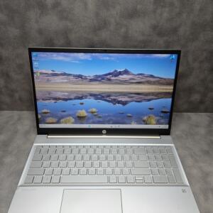 HP Pavilion | 15.6" FHD IPS | Ryzen 5 5500U | 16GB | SSD 256 GB