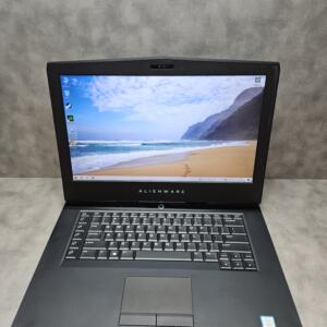 Alienware 15 R3 | 15.6" FHD IPS | i7-7700HQ | 16GB | SSD 500 GB | GTX 1070 8 GB