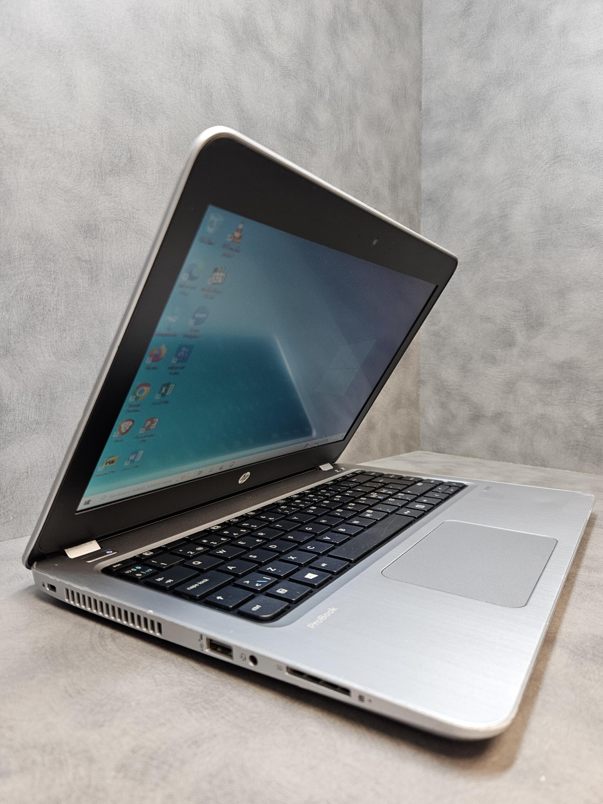 HP ProBook 430 G4 | 15.6" HD IPS | i3-7100U | 8GB | SSD 128 GB - Image 3