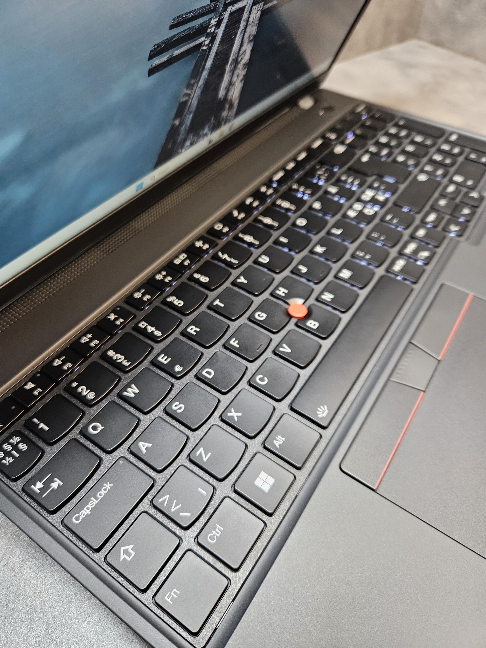 Lenovo ThinkPad L15 Gen 4 | 15.6'' FHD IPS | i5-1335U | 16GB | SSD 512 GB - Image 4