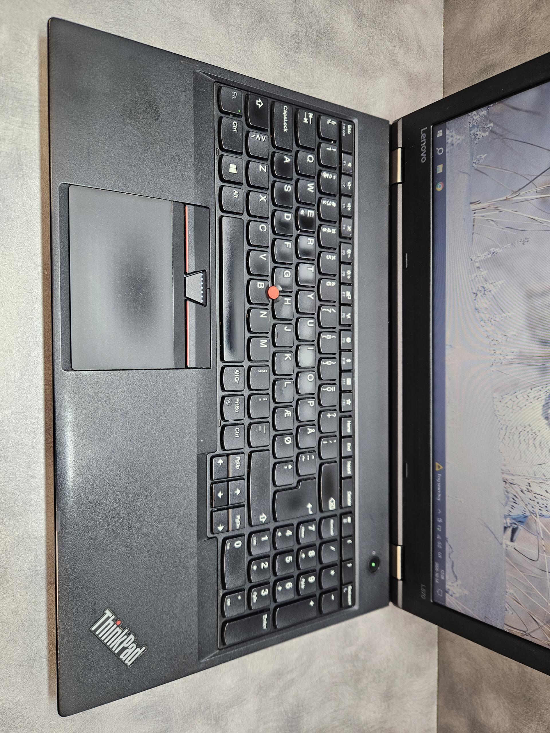 Lenovo ThinkPad L570 | 15.6'' FHD IPS | i5-6300U | 8GB | SSD 256 GB - Image 2